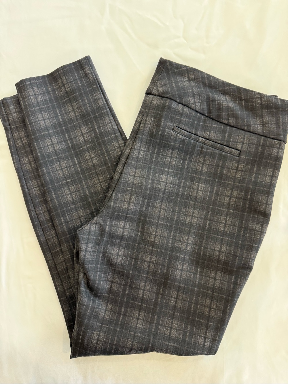 DALIA Women’s Plaid Ponte Skinny Pants - Black Gray - Large - Picture 6 of 9